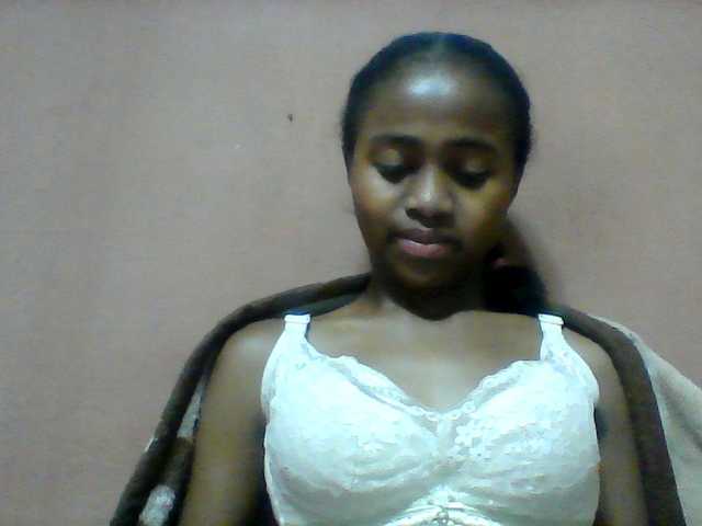 Clarah1 live cam on BongaCams