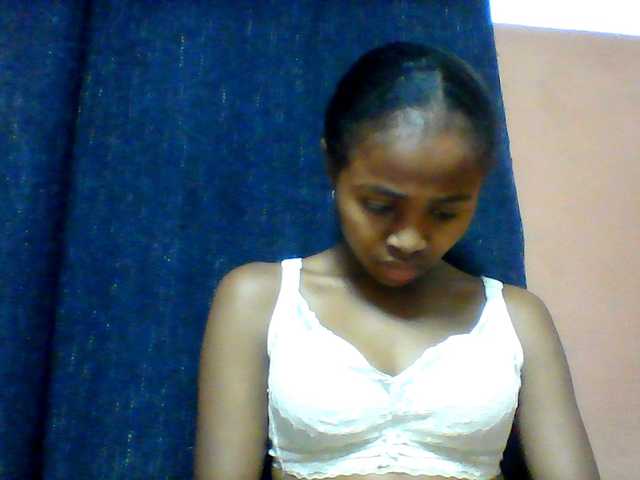 Clarah1 live cam on BongaCams