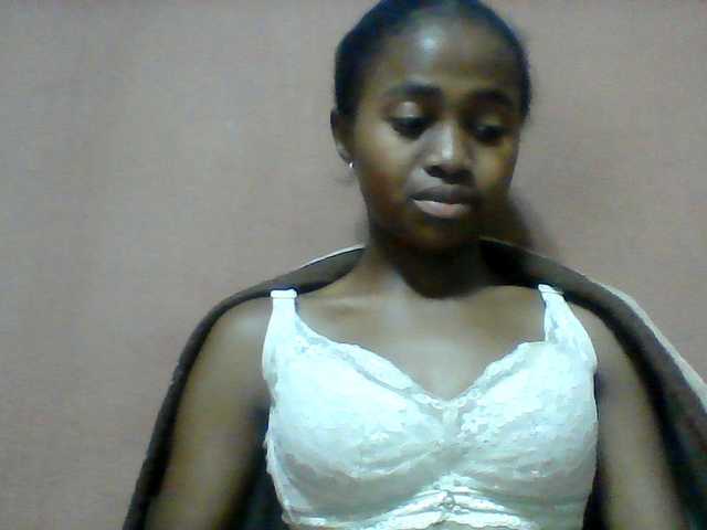 Clarah1 live cam on BongaCams
