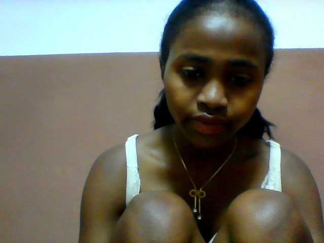 Clarah1 live cam on BongaCams