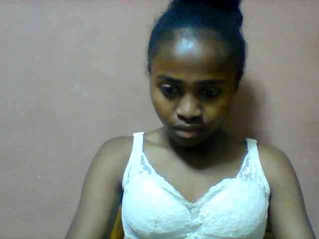 Clarah1 webcam
