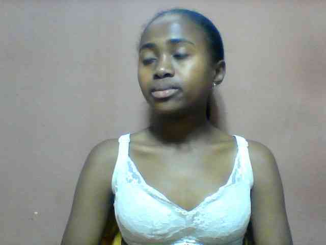 Clarah1 webcam