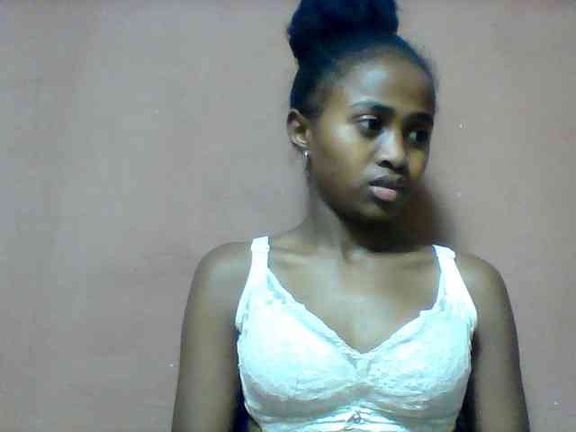 Clarah1 webcam