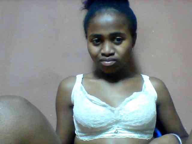 Clarah1 webcam