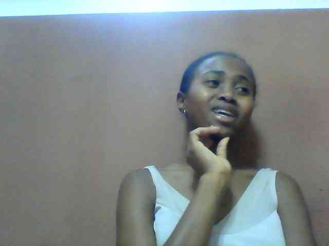 Clarah1 webcam