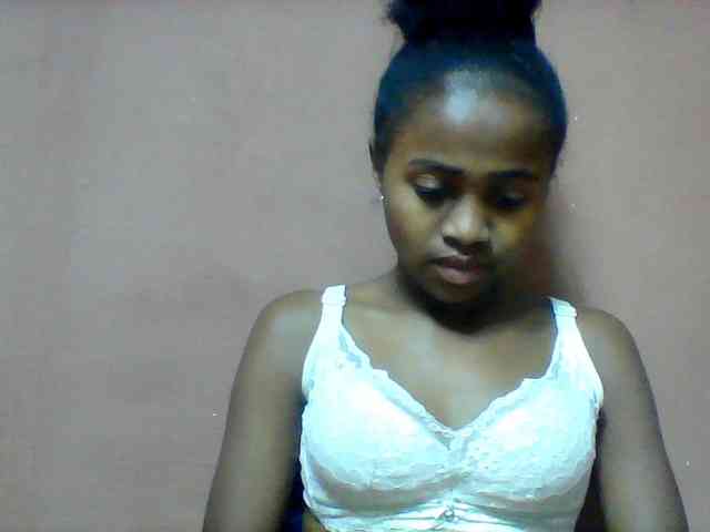 Clarah1 webcam