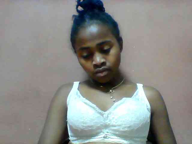 Clarah1 webcam