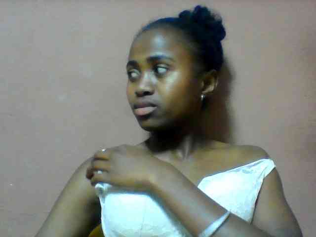 Clarah1 webcam