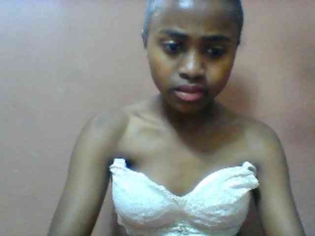 Clarah1 webcam