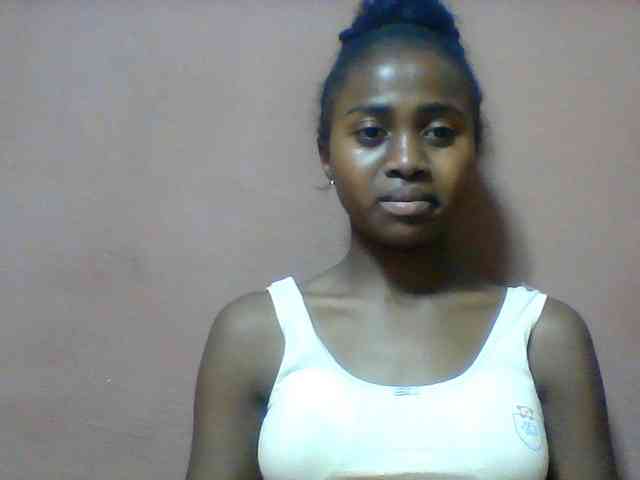 Clarah1 webcam