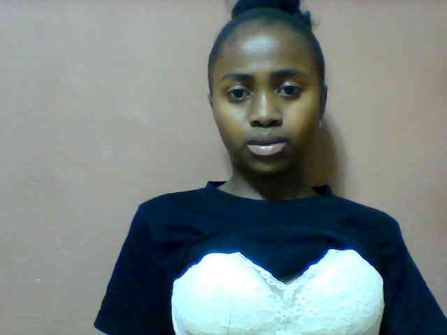 Clarah1 webcam