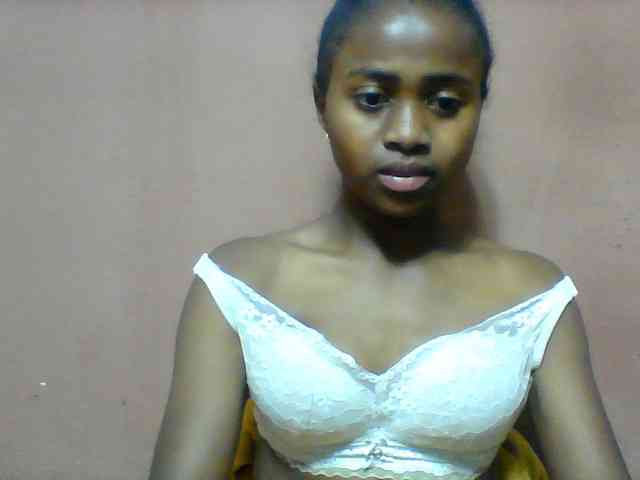 Clarah1 webcam