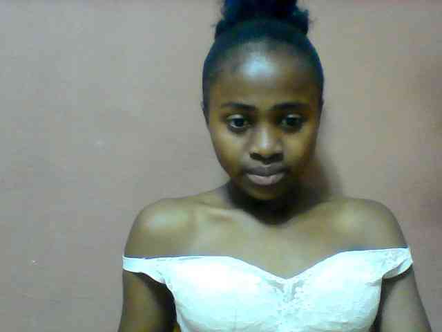 Clarah1 webcam