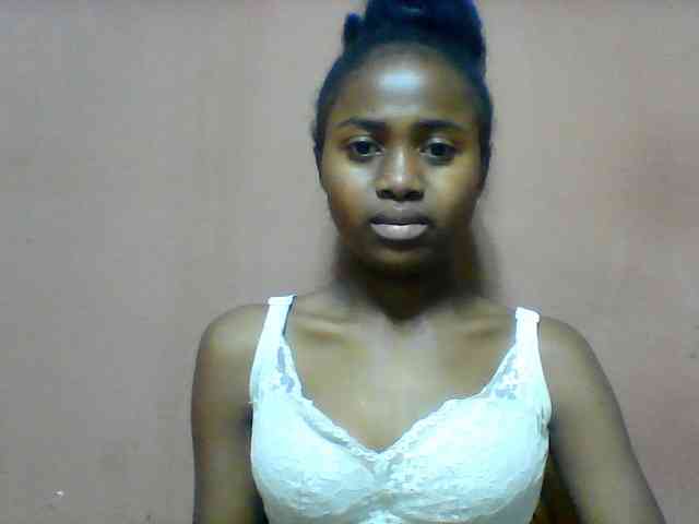 Clarah1 webcam