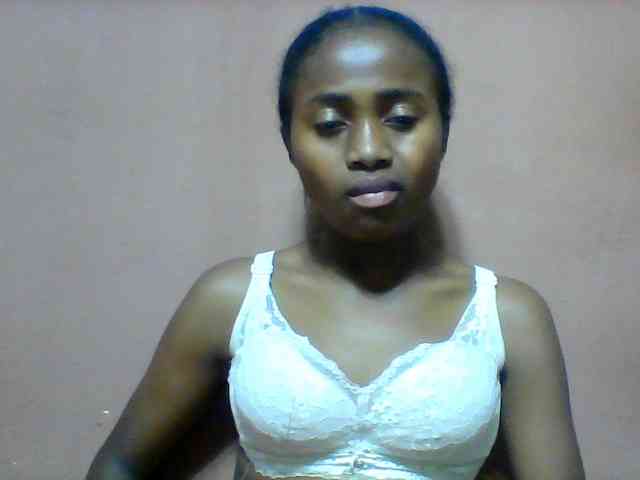 Clarah1 webcam