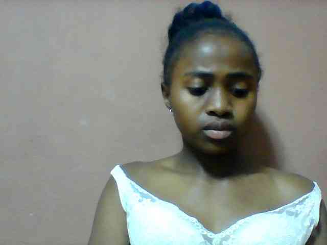 Clarah1 webcam