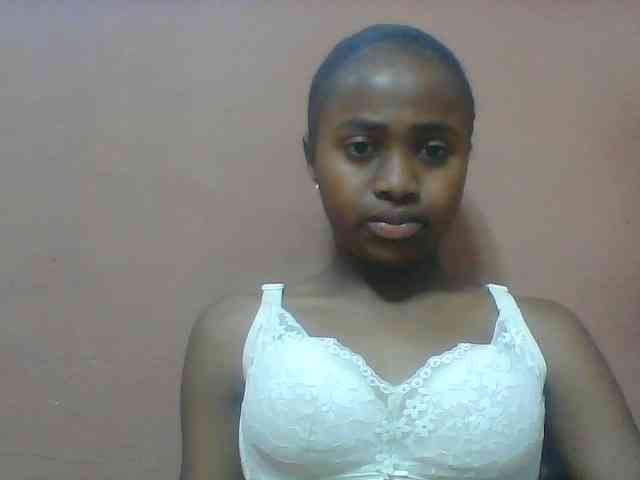 Clarah1 webcam