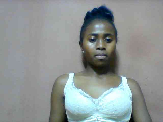 Clarah1 webcam