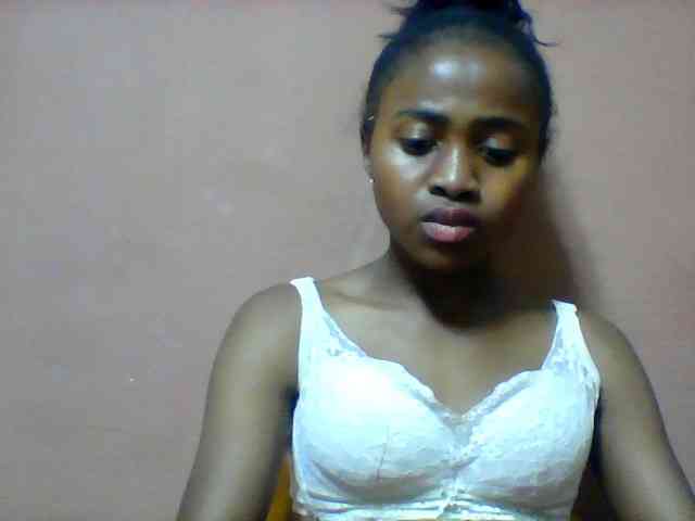 Clarah1 webcam