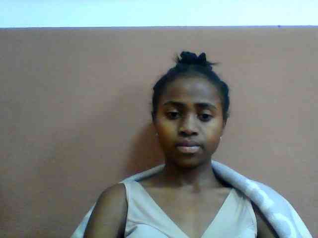Clarah1 webcam