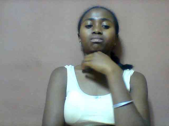 Clarah1 webcam