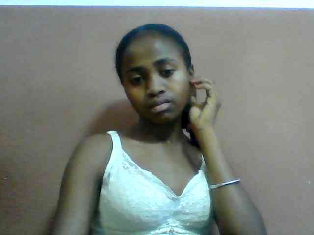 Clarah1 webcam
