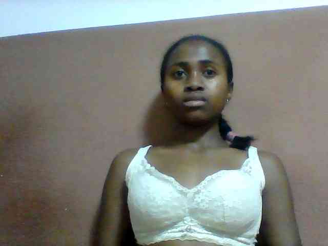 Clarah1 webcam