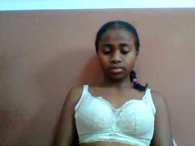 Clarah1 webcam