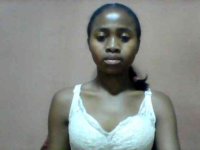Clarah1 webcam