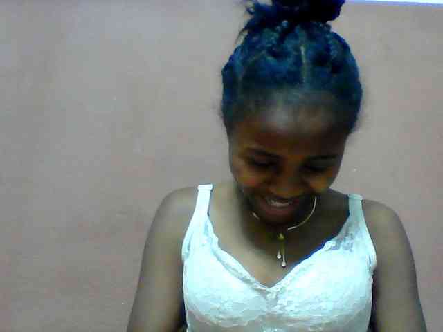 Clarah1 webcam