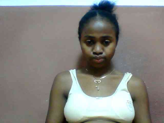 Clarah1 webcam