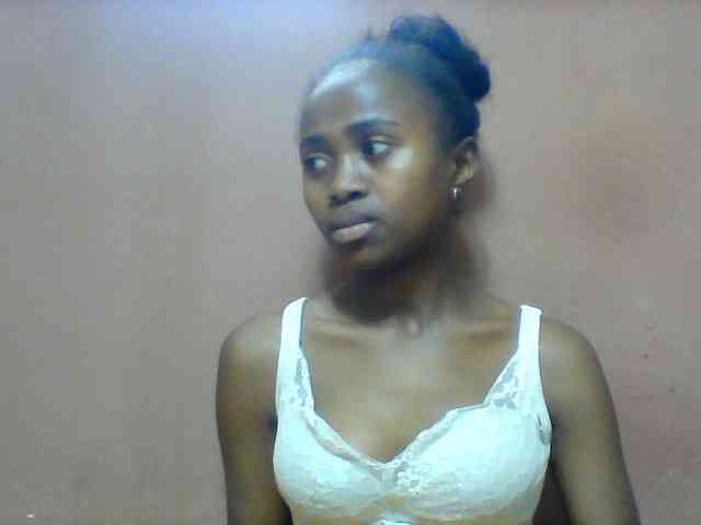 Clarah1 webcam