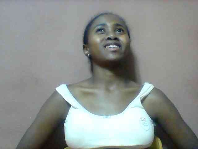 Clarah1 webcam