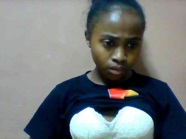 Clarah1 webcam