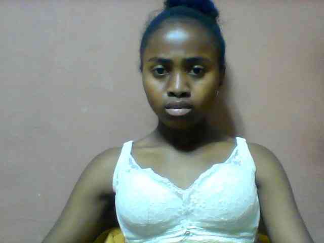 Clarah1 webcam