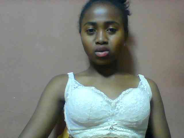 Clarah1 webcam