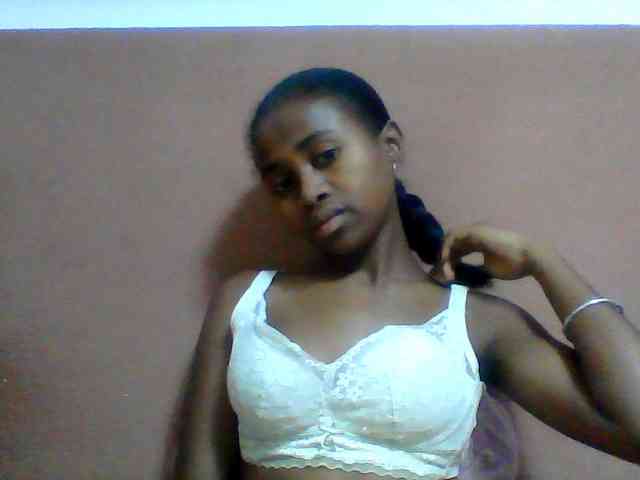 Clarah1 webcam