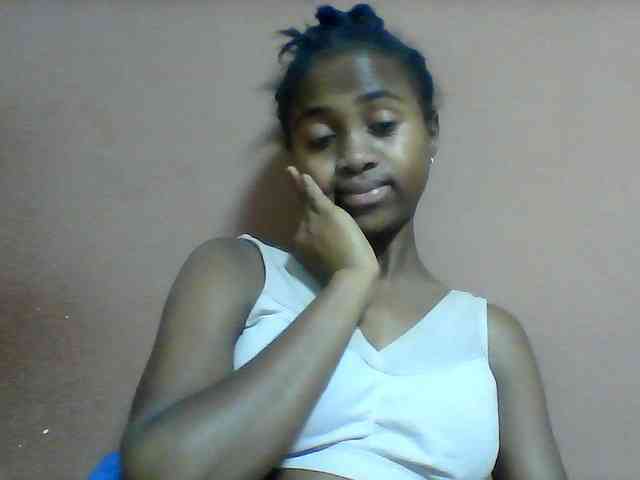 Clarah1 webcam