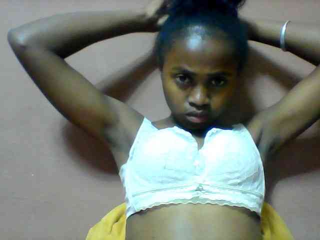 Clarah1 webcam