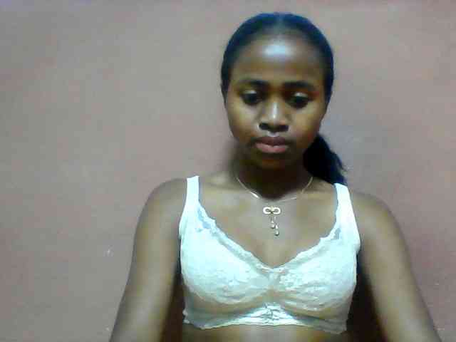 Clarah1 webcam