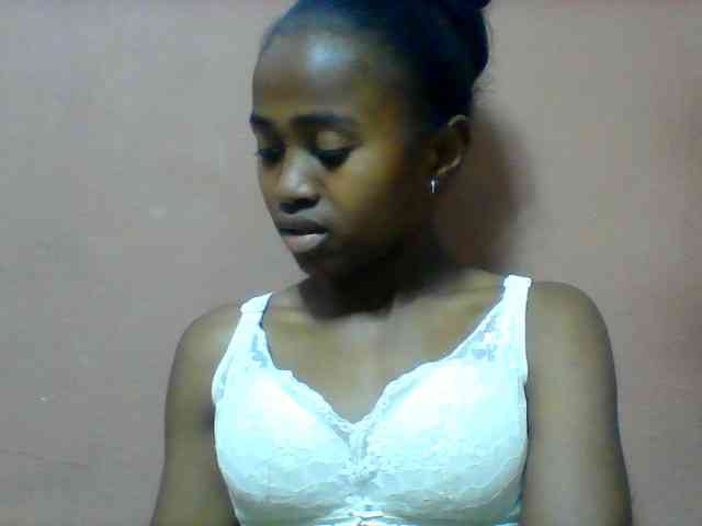 Clarah1 webcam
