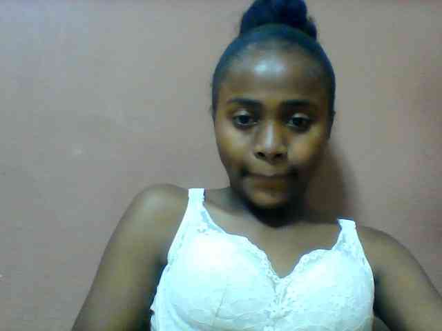 Clarah1 webcam