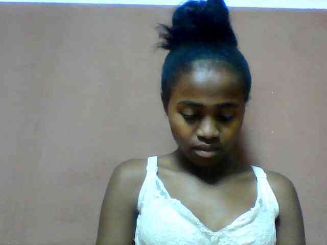 Clarah1 webcam