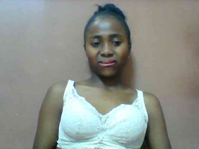 Clarah1 webcam