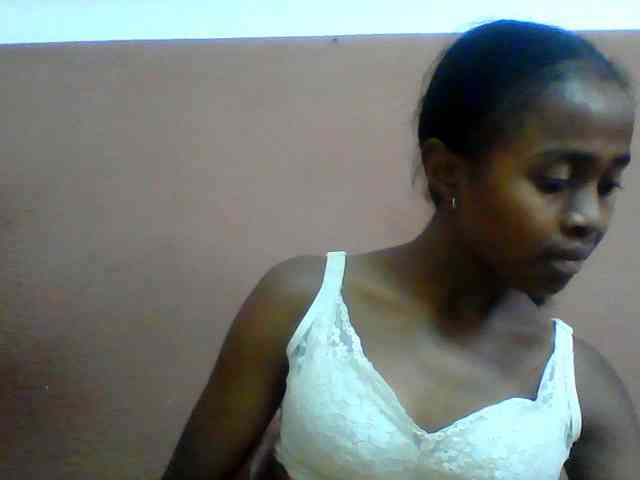 Clarah1 webcam