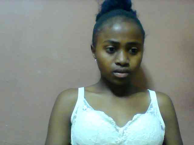 Clarah1 webcam