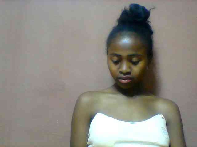 Clarah1 webcam