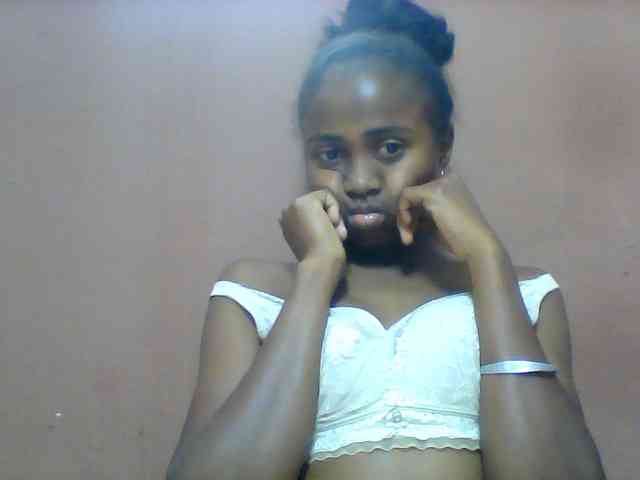 Clarah1 webcam