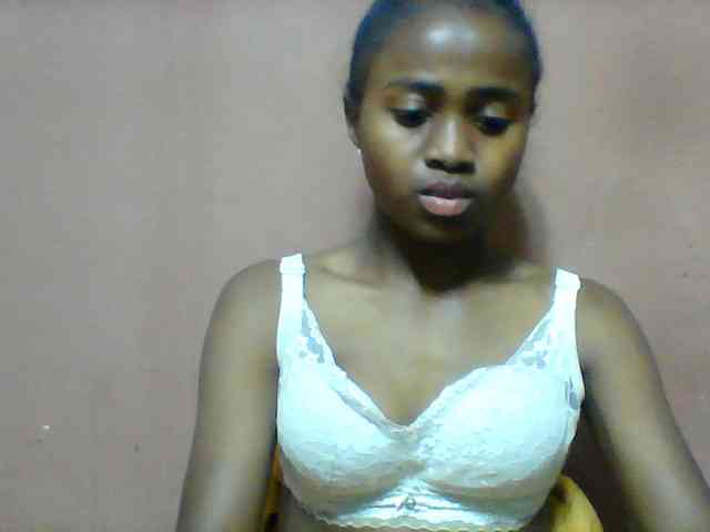 Clarah1 webcam