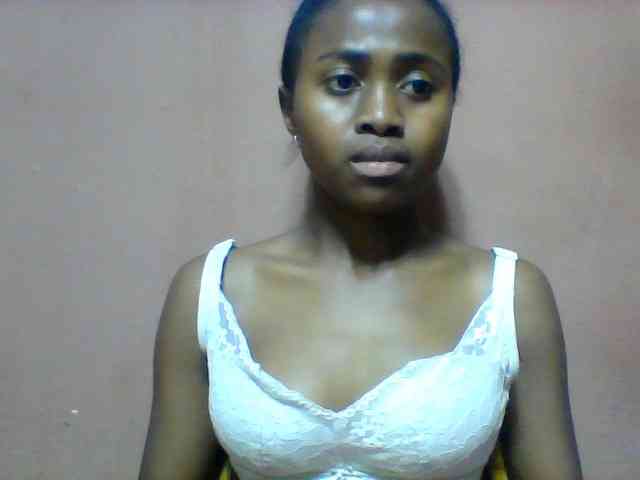 Clarah1 webcam